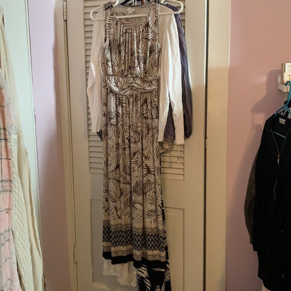 Dress - Picture 2 of 3